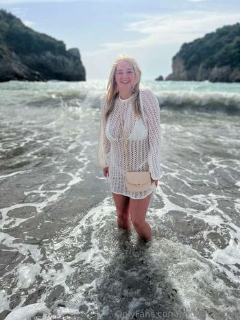 Full leaked Sophiesin private photo