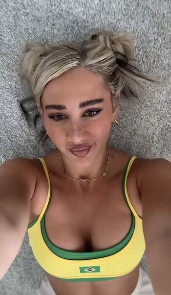 Full leaked Sophiesnazz private photo