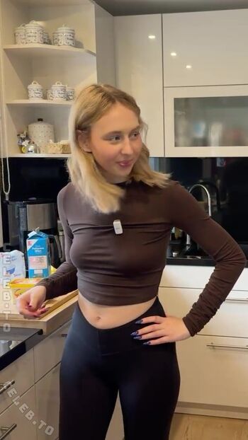 Full leaked Sophiexelisabeth private onlyfans photo