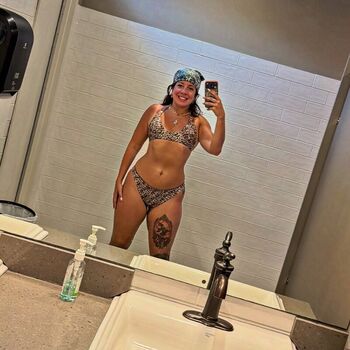 Full leaked Soy chela private photo
