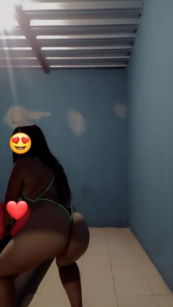 Full leaked Soyantonella private photo