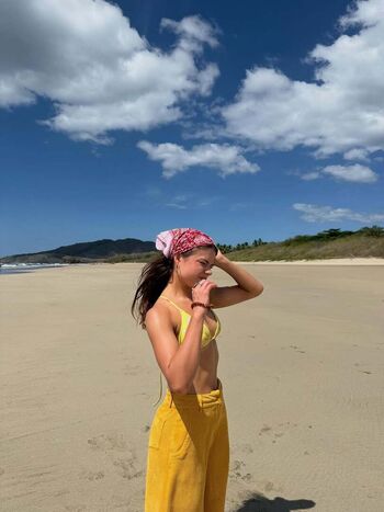 Full leaked Soykarengoncalves private onlyfans photo