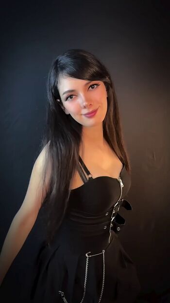 Full leaked Soyruthqfb private onlyfans photo