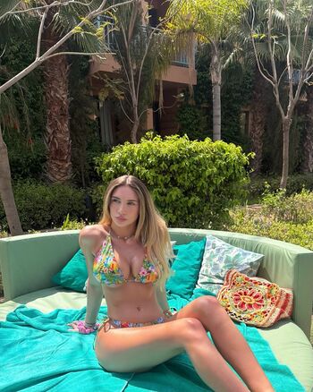 Full leaked Sozzlepopp private photo