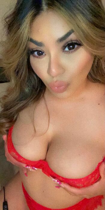 Full leaked Spicymami private onlyfans photo