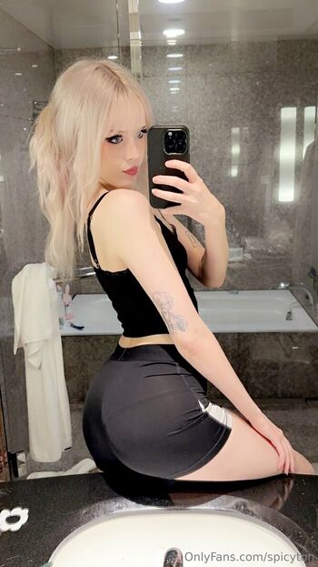 Full leaked Spicytonton private photo