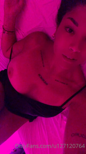 Full leaked Spinaunposted private onlyfans photo