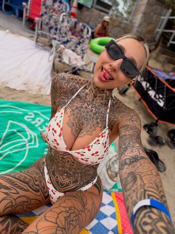 Full leaked Split tongue bri private photo