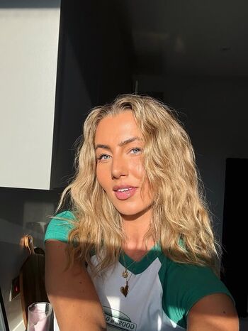 Full leaked Sports presenters private onlyfans photo