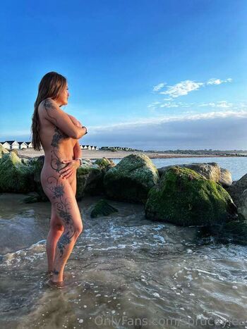 Full leaked Spruceylea page private onlyfans photo