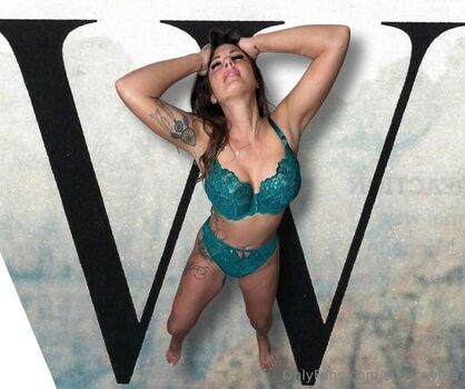 Full leaked Spruceylea private onlyfans photo