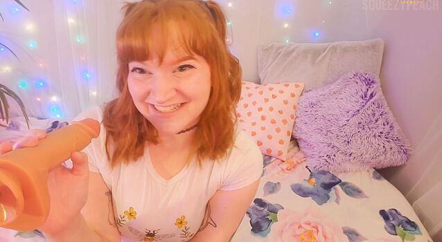 Full leaked Squeezypeach private onlyfans photo