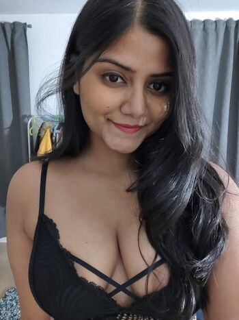 Full leaked Srishti sharma private photo