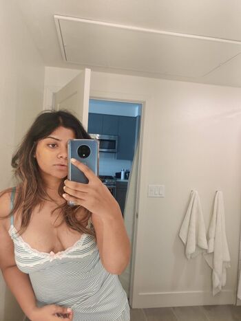 Full leaked Srishti sharma page private photo
