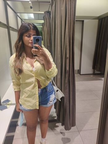Full leaked Srishti sharma page private photo