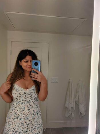 Full leaked Srishti sharma private photo