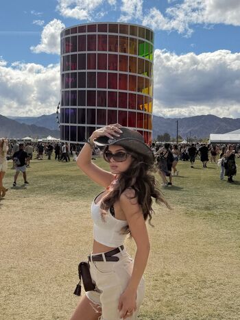 Full leaked Sssniperwolf private onlyfans photo