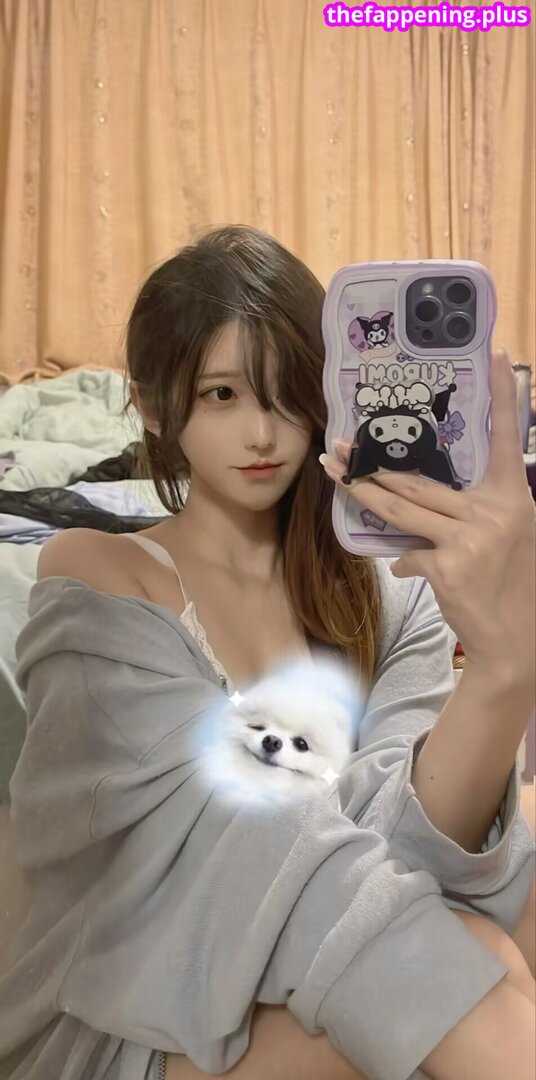 Iza / https: / ssyyouo / syuiouo Fotografie OnlyFans Dezbrăcată #14