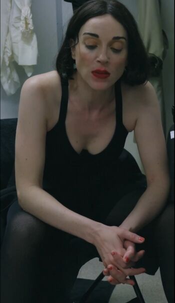 Full leaked St vincent private photo