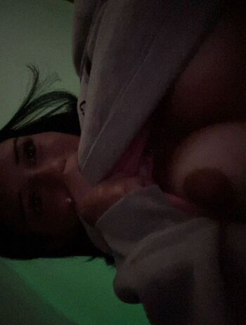 Full leaked Starkittyx private photo
