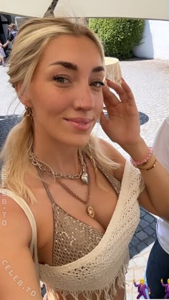 Full leaked Starletnova private photo