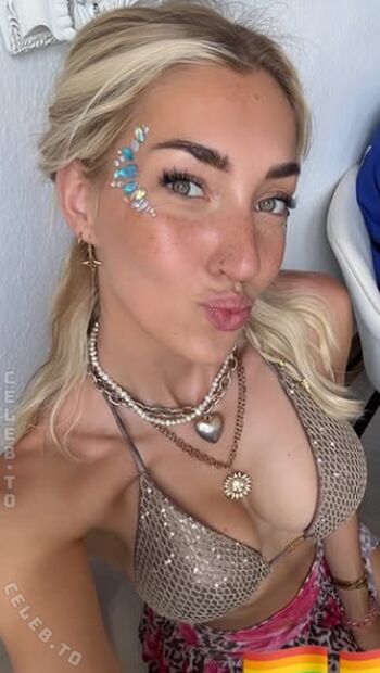 Full leaked Starletnova private photo