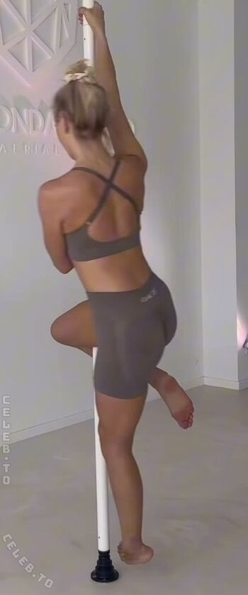 Full leaked Starletnova private photo