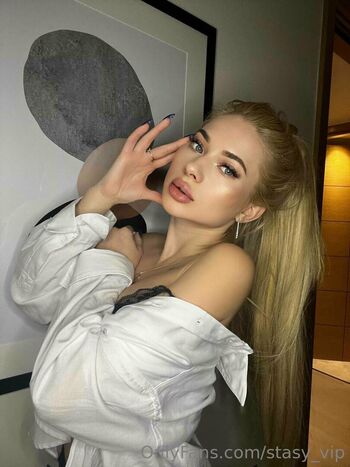 Full leaked Stasy vip page private onlyfans photo