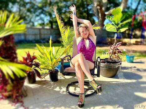 Full leaked Steeletigerlily private onlyfans photo