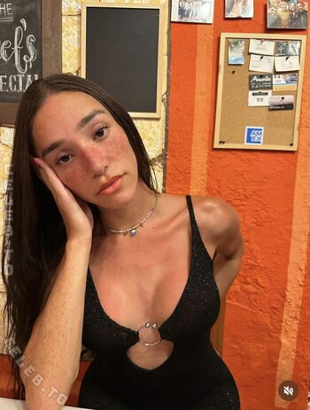 Full leaked Stefaniarauj page private photo