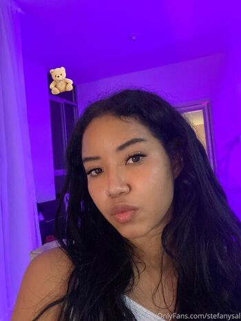Full leaked Stefaniasalinas page private photo