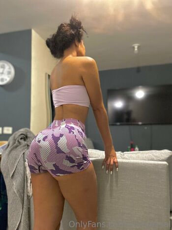 Full leaked Stefaniasalinas page private photo