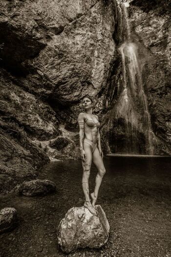 Full leaked Stefanie millinger page private photo