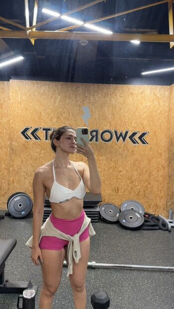 stefanycamach18