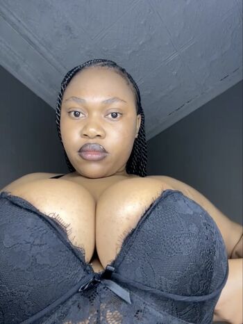 Full leaked Steffie private photo