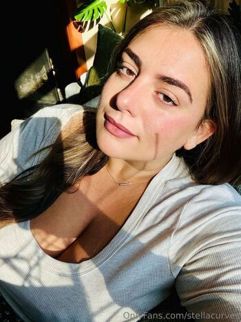 Full leaked Stella curves private photo