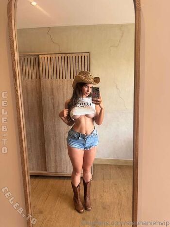 Full leaked Stephanieh bed private onlyfans photo