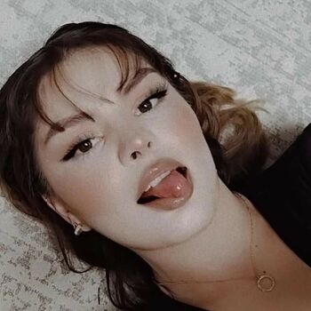 Full leaked Stephany ailyn carrillo private photo