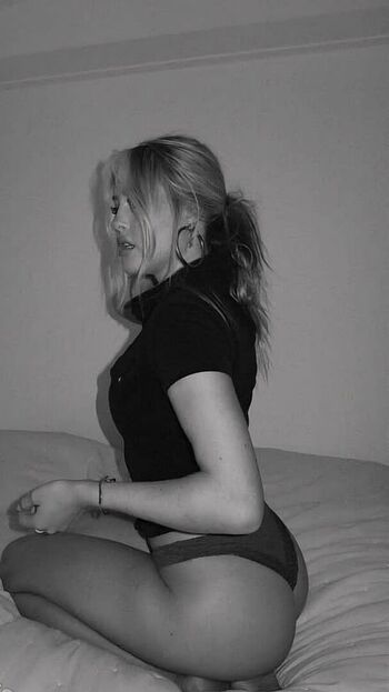 Full leaked Sterre meijer  page private onlyfans photo