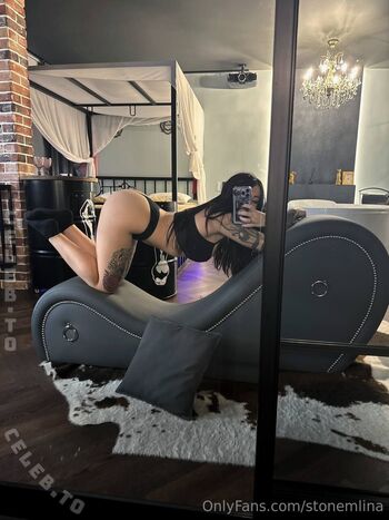 Full leaked Stonemlina page private photo