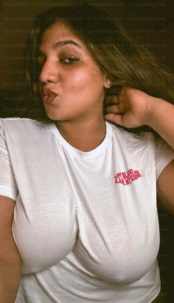 Full leaked Storiesofsara private onlyfans photo