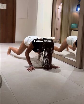 Full leaked Storm reid private photo