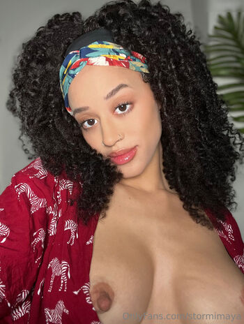 Full leaked Stormi maya private photo