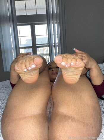 Full leaked Stormiiy private photo