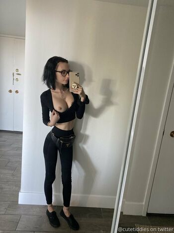 Full leaked Stormysummers private photo