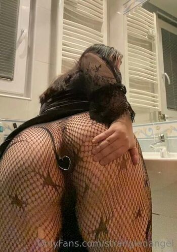 Full leaked Strangledangel private photo
