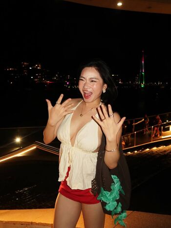 Full leaked Strawbeary th page private onlyfans photo