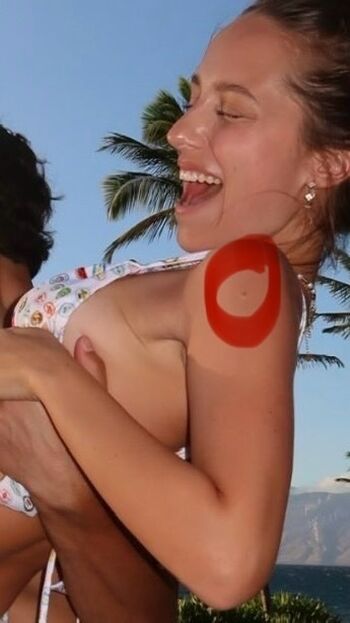 Full leaked Strawberrymilkmob private onlyfans photo