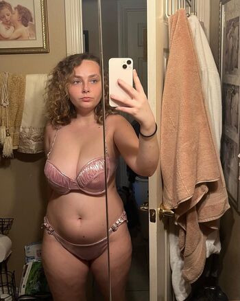 Full leaked Strawberrysweetmilk private photo