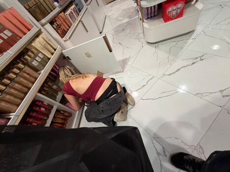 Full leaked String voyeur private onlyfans photo